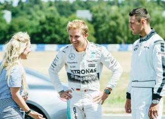 Martin Kaymer et Nico Rosberg s'affronte dans le défi Mercedes : The Perfect Drive