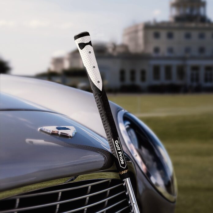 Golf Pride et EON associés pour un grip 007