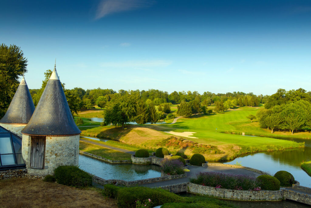 Ugolf Chateau de Cely
