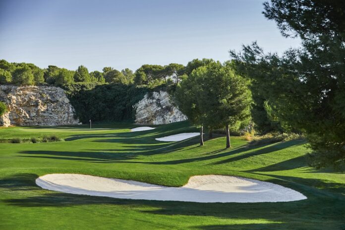 INFINITUM_Hills_Hole 13b copie Infinitum, Costa Daurada, Espagne