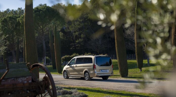 Weekend golf 5***** au Domaine de Manville en Mercedes EQV