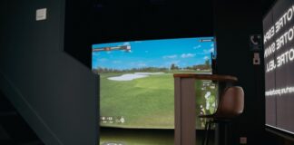 Play Golf Indoor à Lyon : le premier golf indoor 100% autonome Indoor autonome France