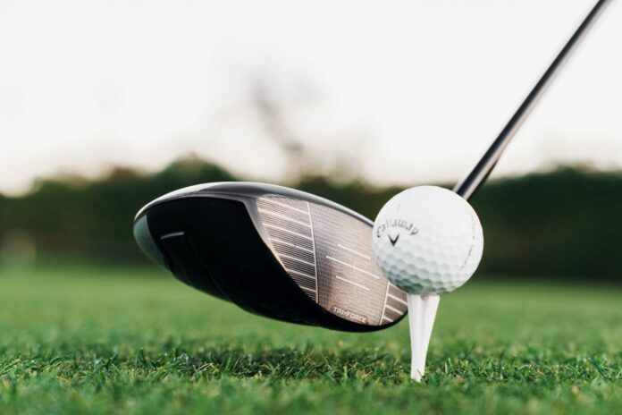 Quantum-Mini-Driver-Lifestyle-020426-02-7650 V2 Callaway Quantum Mini Driver