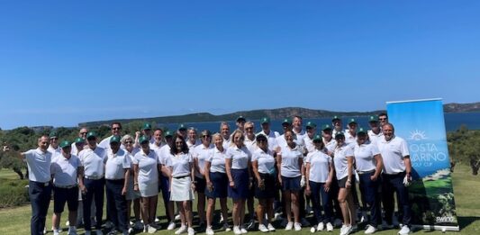 Succès pour la 2ème Costa Navarino Golf Cup, une compétition d’exception le groupe des heureux participants à la 2ème Costa Navarino Golf Cup