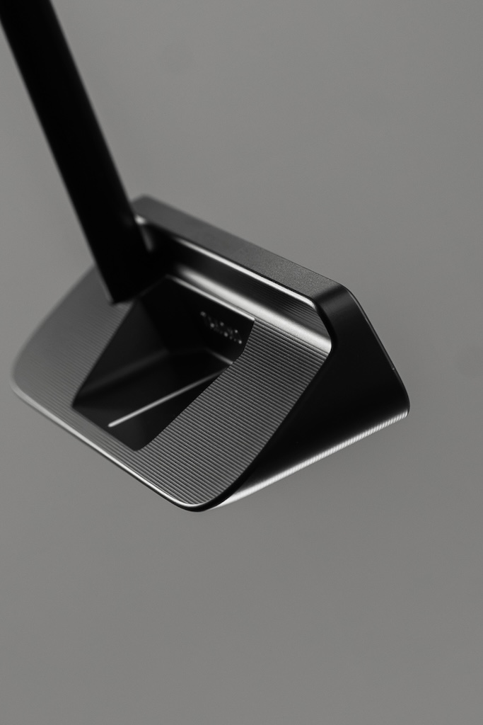 Takomo putters Lummox